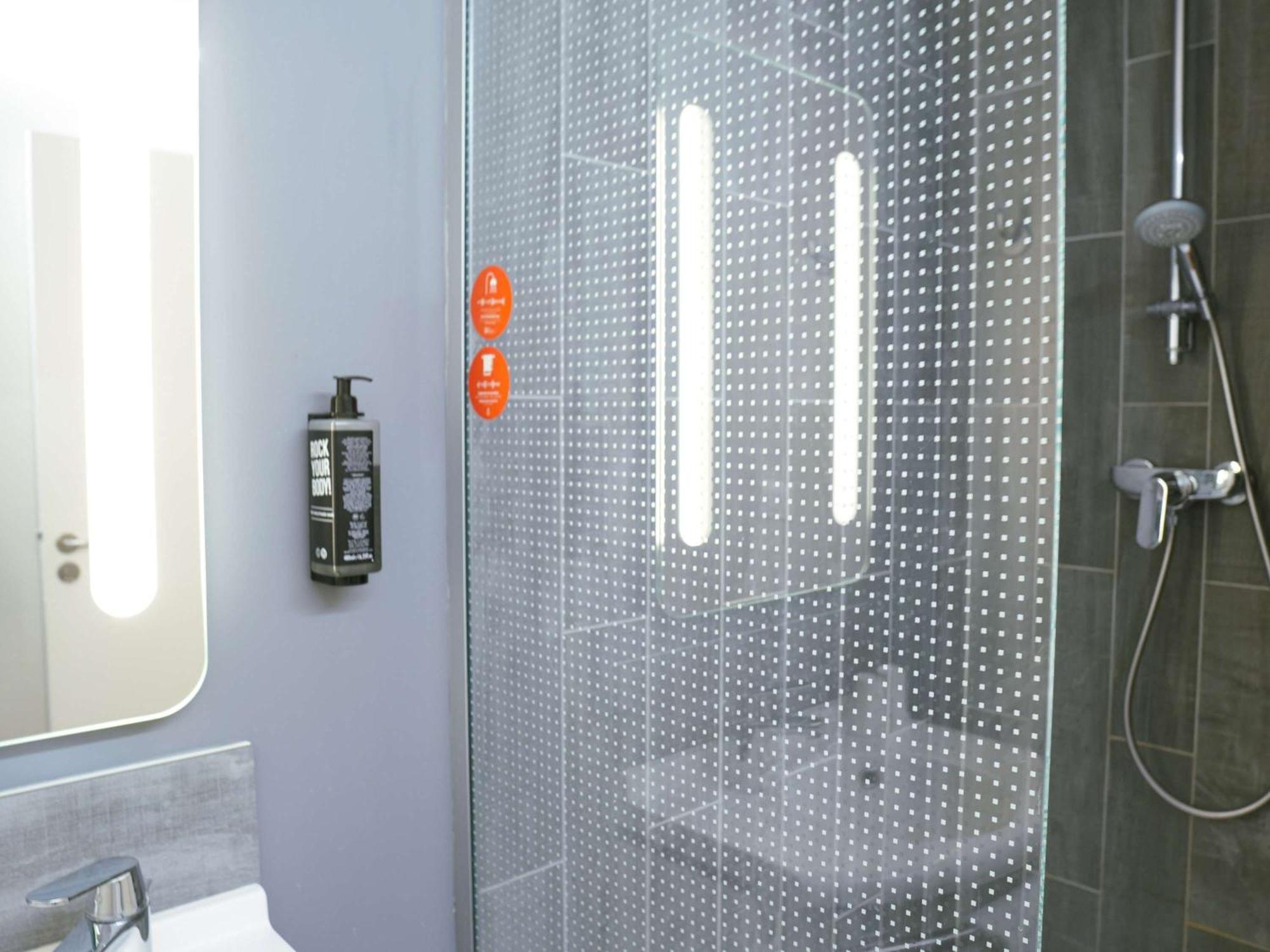 Ibis Caen Porte D'Angleterre エクステリア 写真