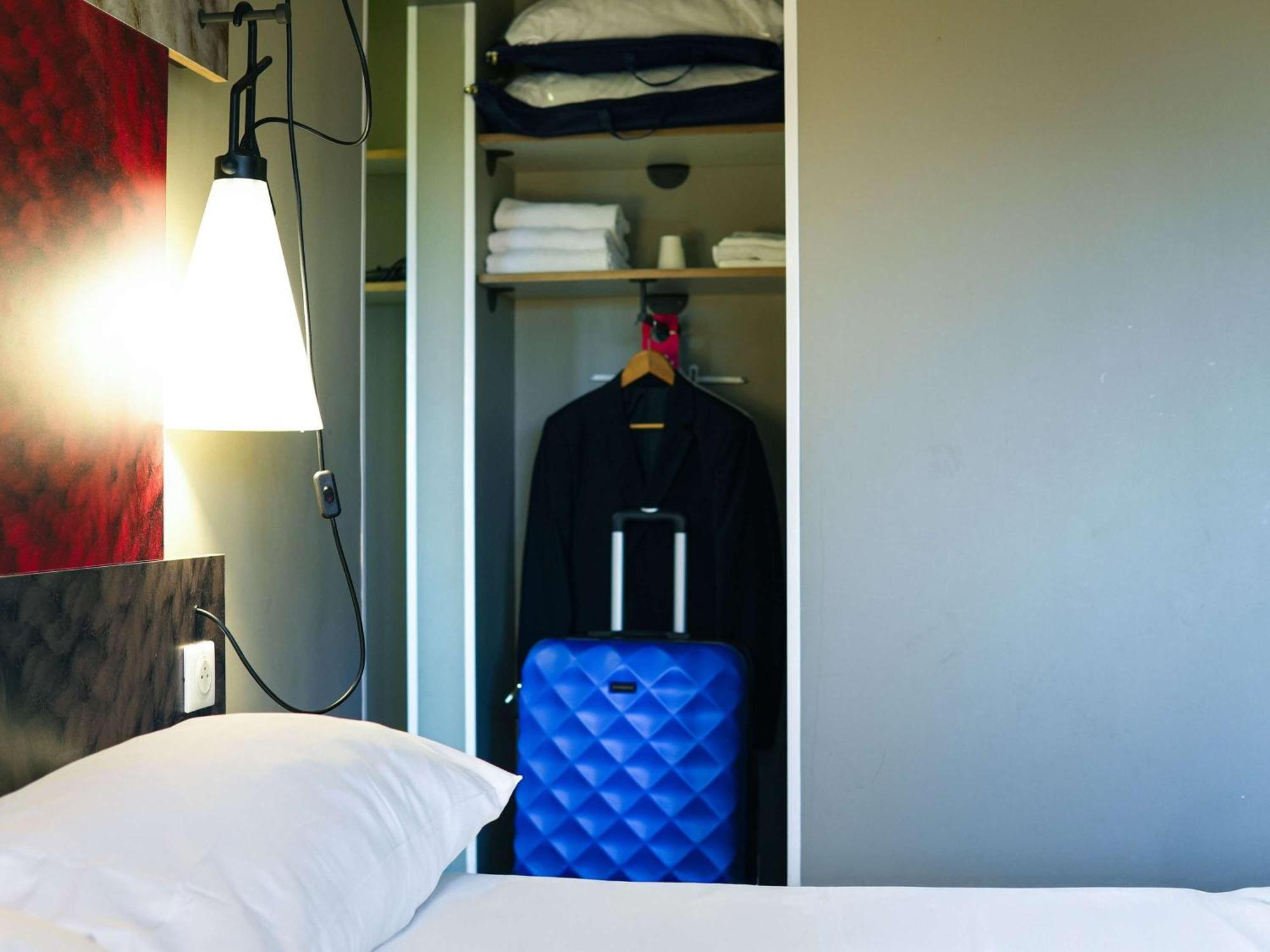 Ibis Caen Porte D'Angleterre エクステリア 写真